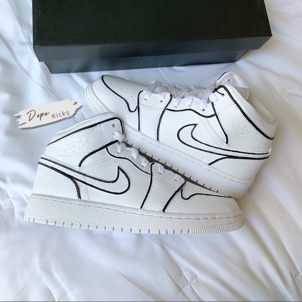 Black Outline Air Jordan 1 Mids
